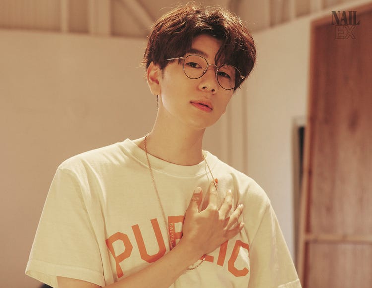 西山宏太朗 セルフネイルで魅せる ネイルを愛する理由とは モデルプレス 西山宏太朗 セルフネイルで魅せる ネイルを愛する理由とは モデルプレス