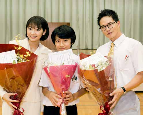 市原隼人がサプライズ 初共演・武田玲奈は脱帽<おいしい給食>
