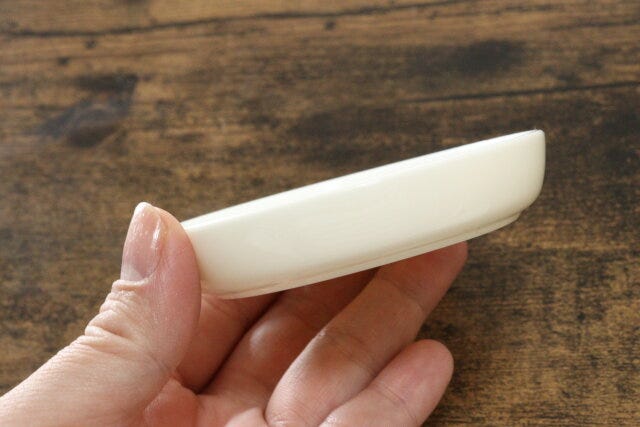 絵が浮き出るしょうゆ皿2P 絵が浮き出るしょうゆ皿2P