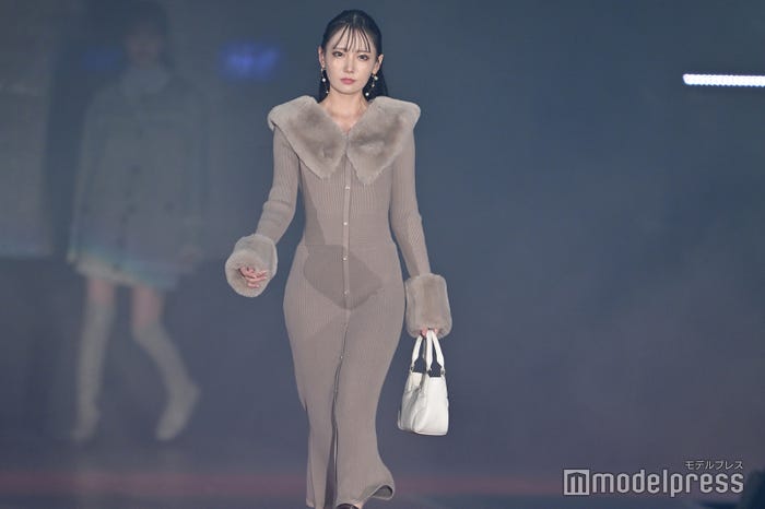 鈴木瞳美(C)モデルプレス