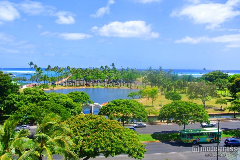 ハワイの海を一望、リゾート気分のオーシャンビューレストラン