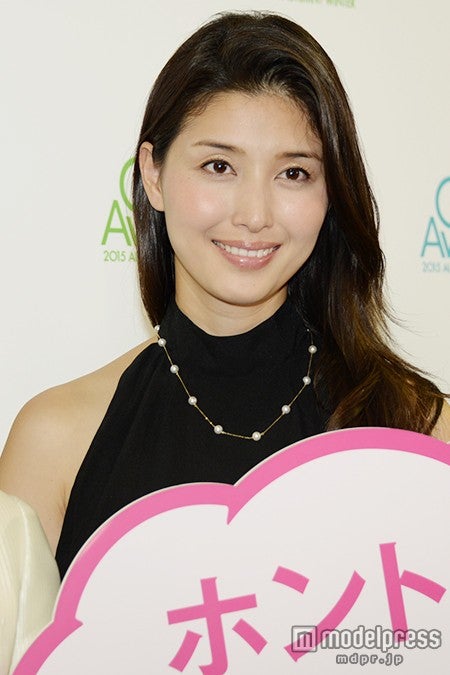 橋本マナミ“公開キス”を振り返る「ジョリッとした感じが…」＜GirlsAward 2015 A／W＞