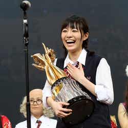 AKB48「第4回じゃんけん大会」で優勝した松井珠理奈/(C)AKS