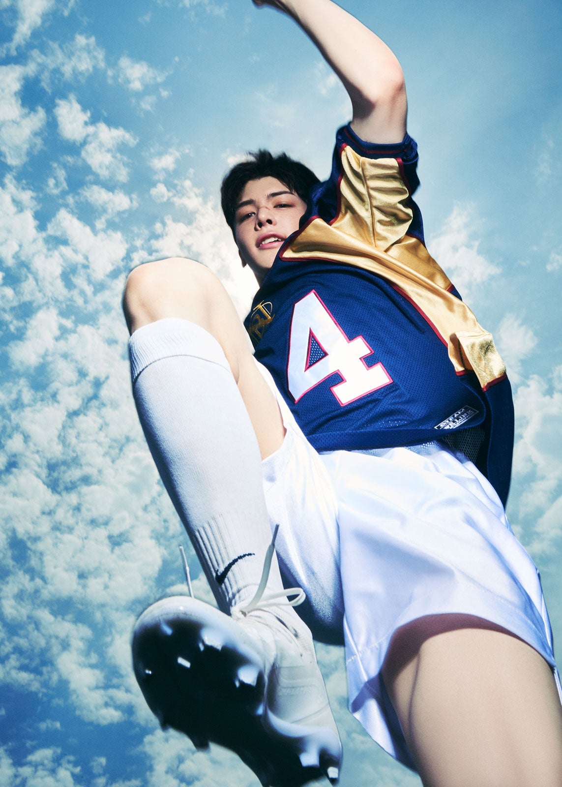 MAKI（C）HYBE LABELS JAPAN