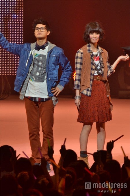 瀬戸康史、橋本愛