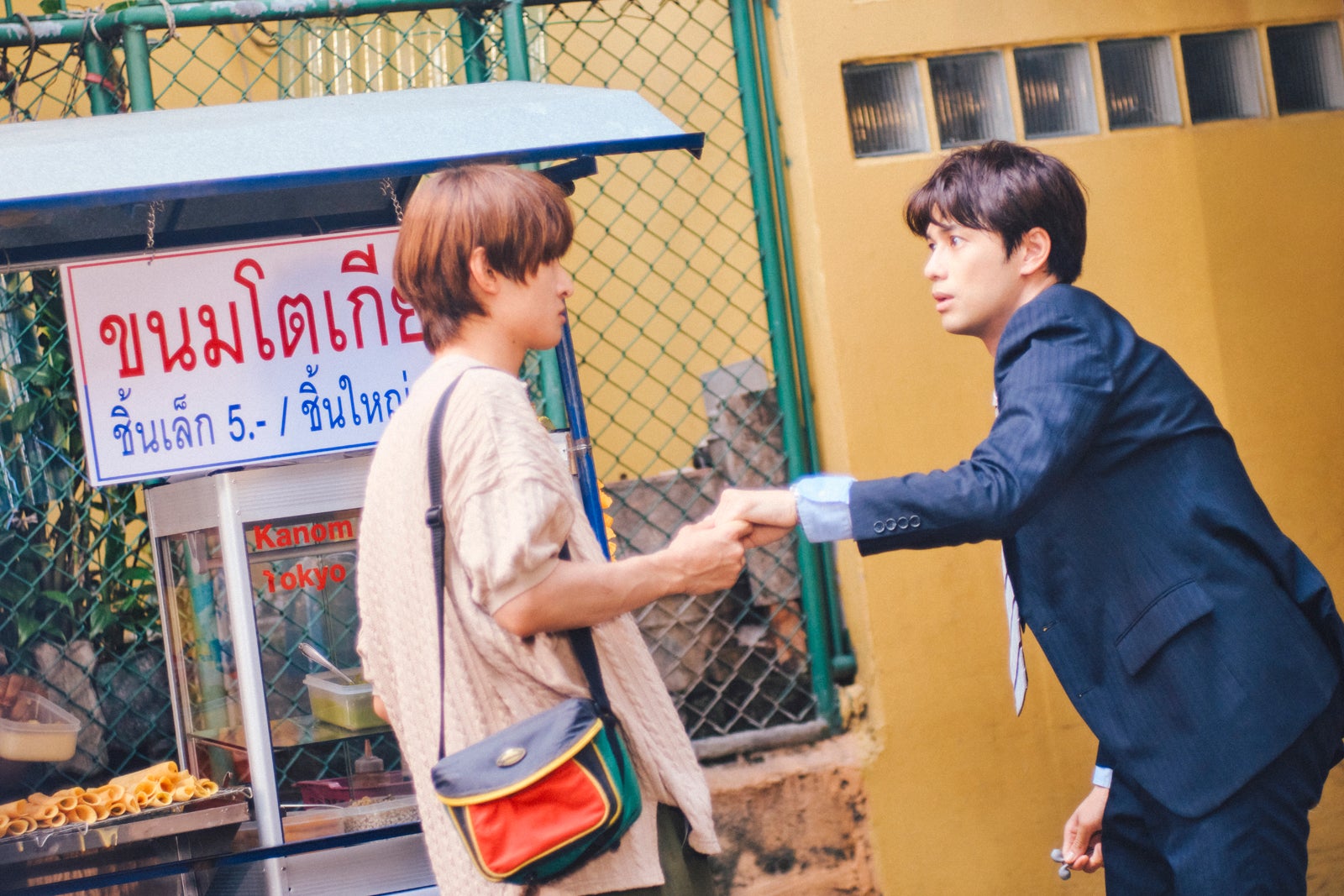 向井康二、森崎ウィン（C）2025「（LOVE SONG）」製作委員会