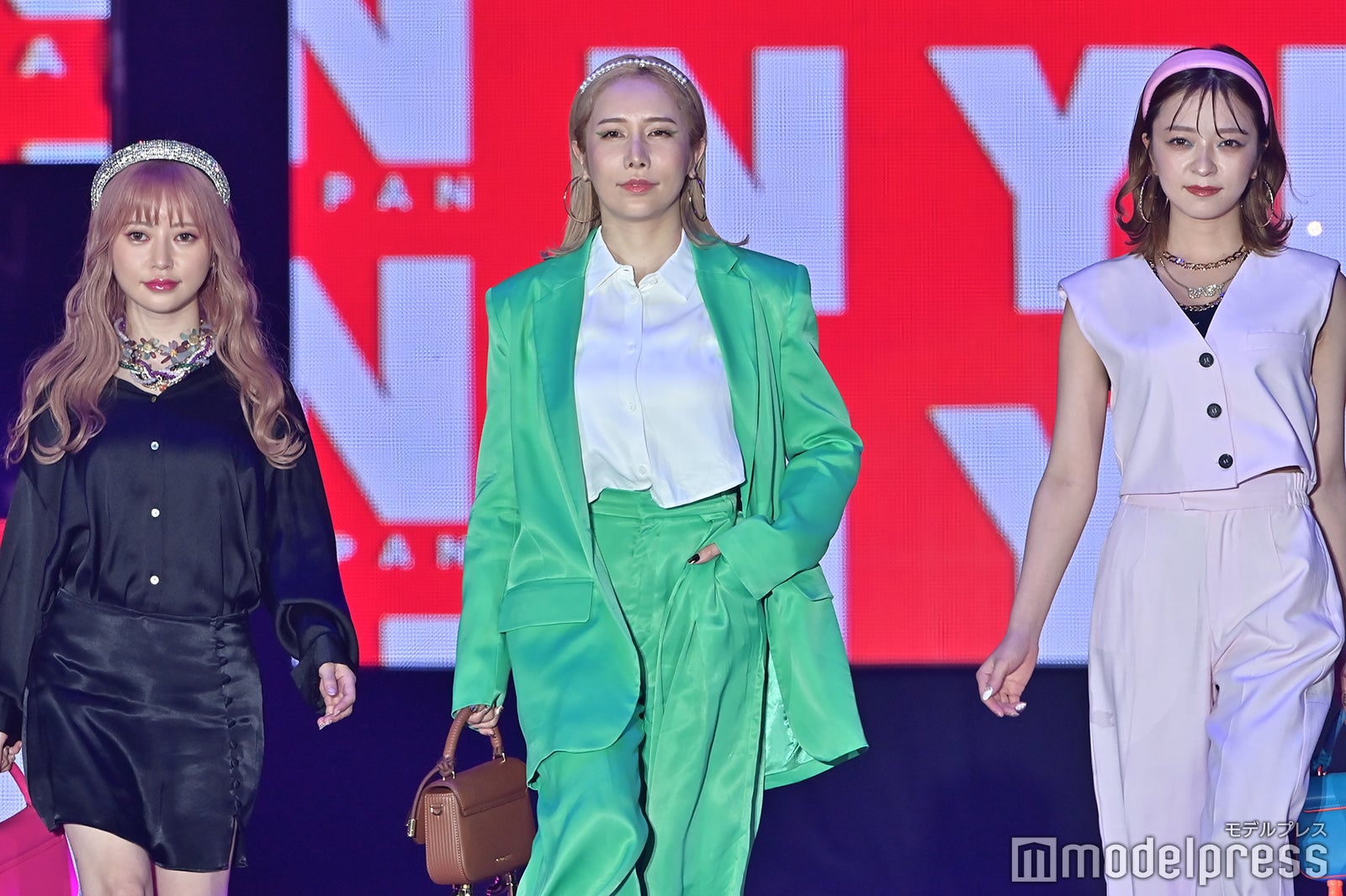 （C）モデルプレス