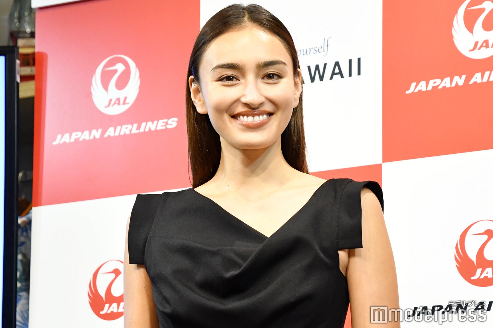 長谷川潤 スラリ美脚披露 2児の母の素顔もチラ見せ モデルプレス