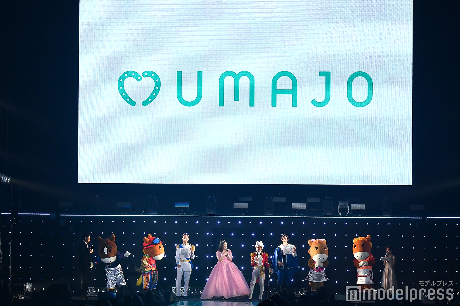 女性も楽しめる競馬場（C）モデルプレス