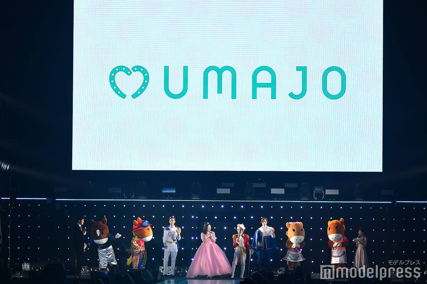 女性も楽しめる競馬場(C)モデルプレス