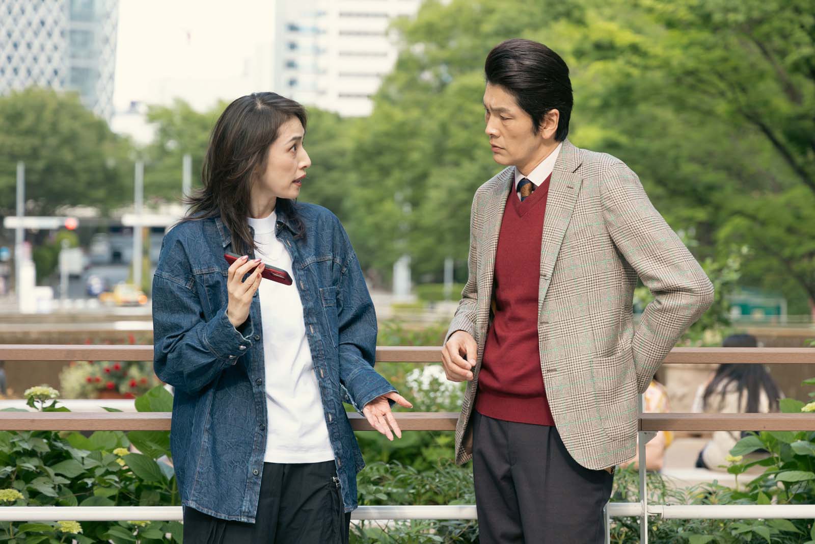 天海祐希、丸山智己「合理的にあり得ない～探偵・上水流涼子の解明～」第10話より（C）カンテレ