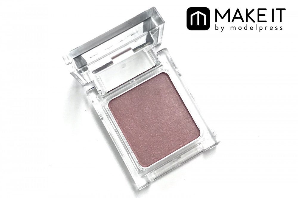 ケイト／ザ アイカラー／040 ローズ／650円（税抜・編集部調べ） (C)メイクイット