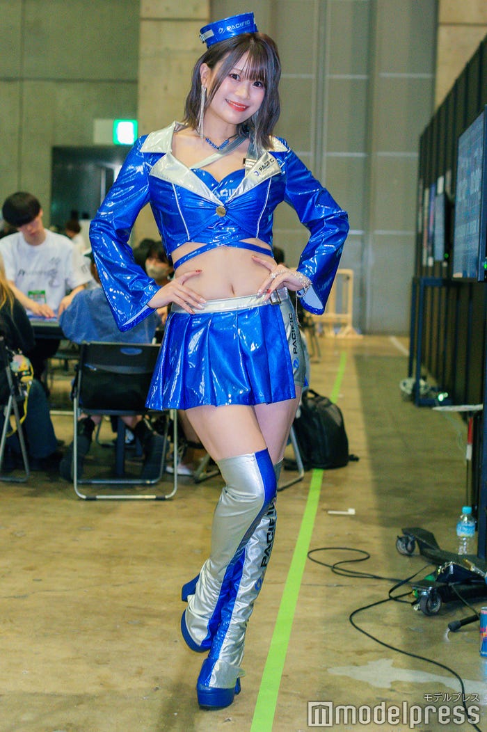 阿久津真央(C)モデルプレス