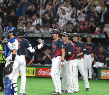 村上宗隆 打線の強みは？「ショーヘイオオタニがいるところ」報道陣の笑い誘う 試合前にはフリー打撃で同組「一緒に打とうぜって言われました」