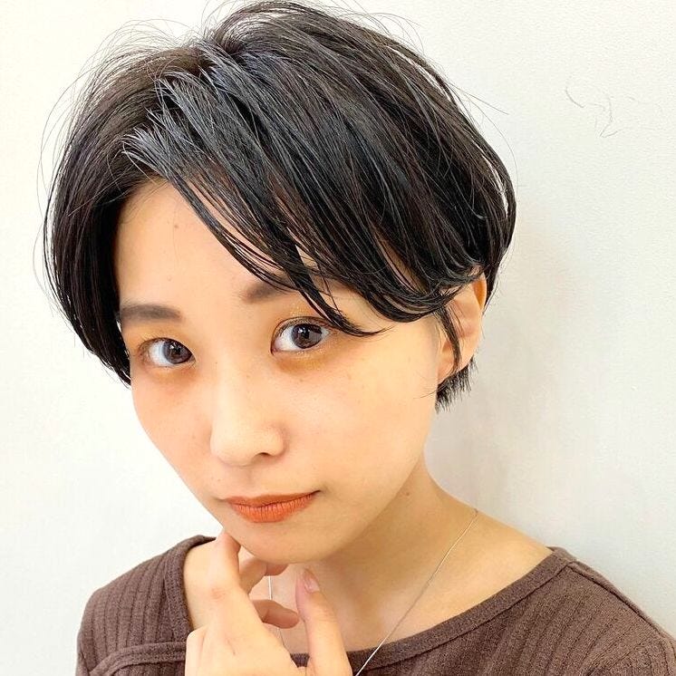 大人可愛い黒髪ショートヘア15選 重くならずに垢抜けるコツは モデルプレス 大人可愛い黒髪ショートヘア15選 重くならずに垢抜けるコツは モデルプレス
