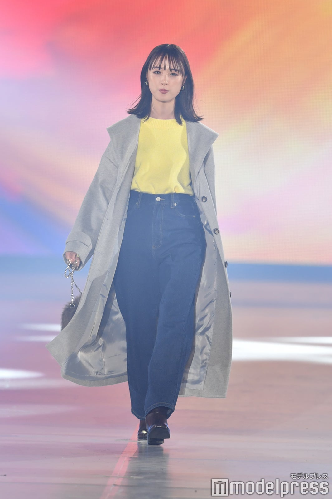 （C）モデルプレス