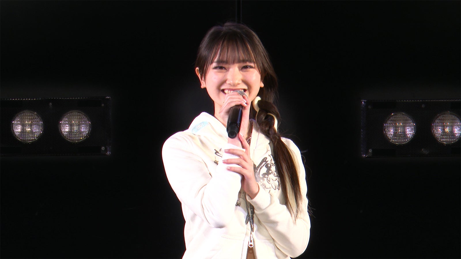 山崎空「OUT OF 48」第19話より（C）NTV