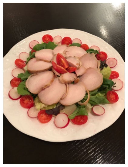 スモークチキンでヒロくんが作った料理／稲垣吾郎オフィシャルブログ（Ameba）より