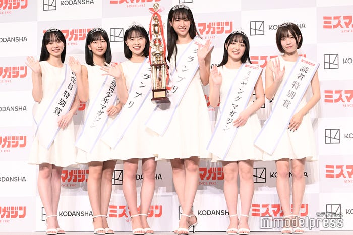 藤本沙羅、斉藤里奈、咲田ゆな、瑚々、麻倉瑞季、三野宮鈴(C)モデルプレス