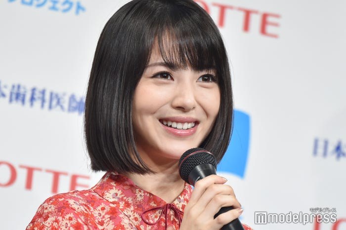 浜辺美波 (C)モデルプレス