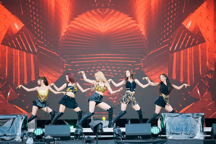韓国ガールズグループ・woo!ah!、「XD World Music Festival」でオーラ全開　日本へのラブコールも