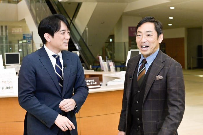 安住紳一郎アナウンサー、香川照之(C)TBS