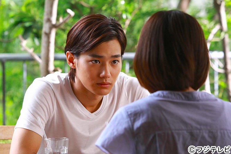 野村周平、本田翼／『恋仲』第7話より（画像提供：フジテレビ）