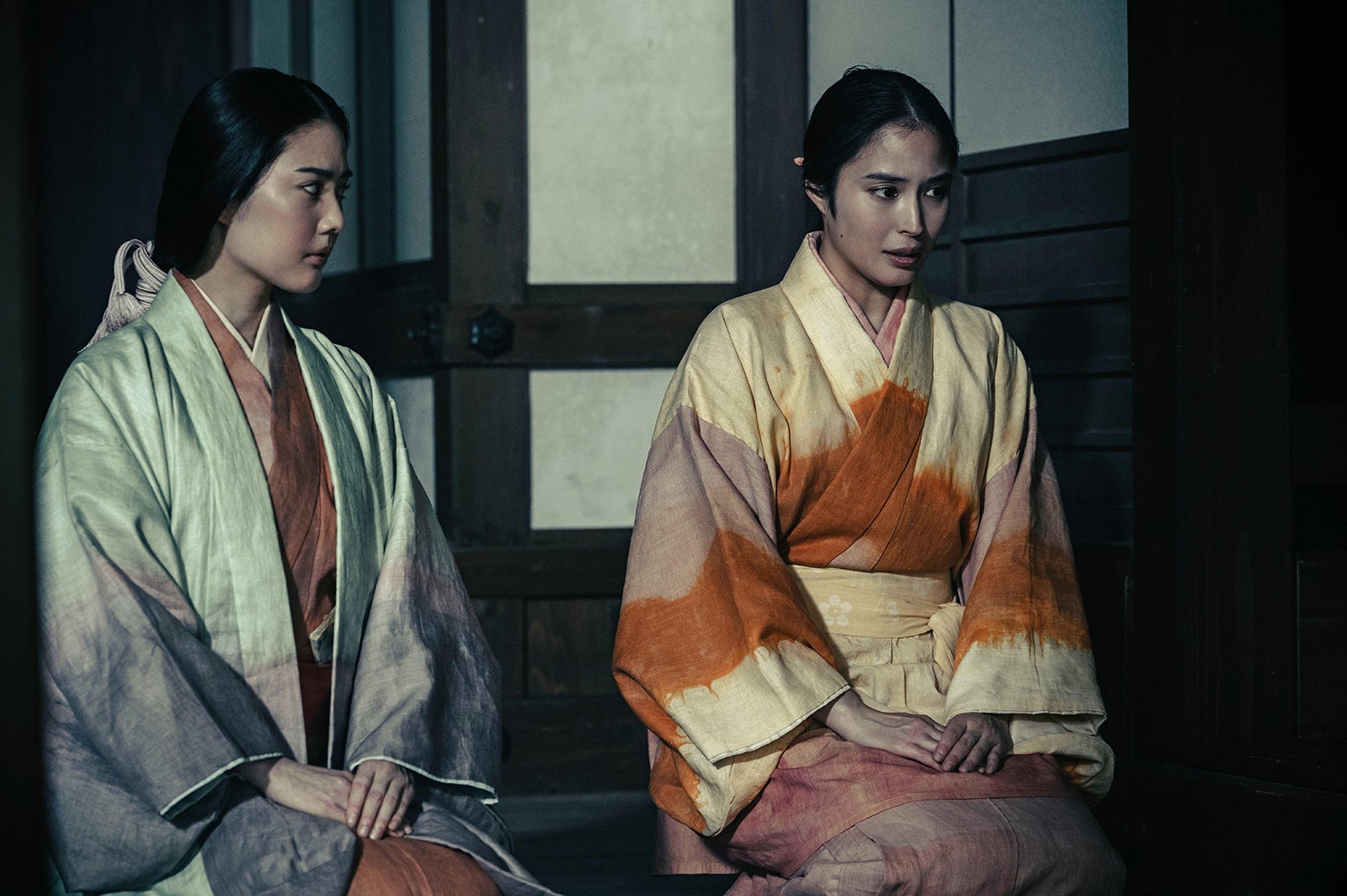 北香那、広瀬アリス（C）NHK