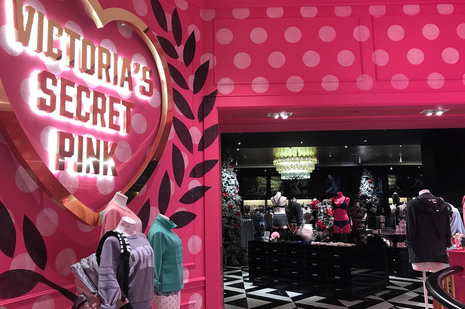 「ヴィクトリアズ・シークレット」上海旗艦店