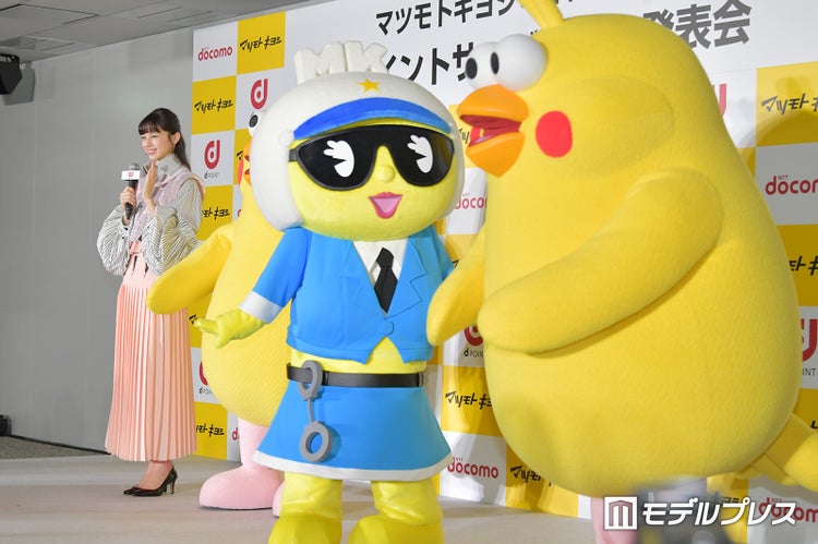 画像5 19 中条あやみ ポインコ兄弟 と対面する姿が可愛すぎ モデルとしてのアドバイスも送る モデルプレス