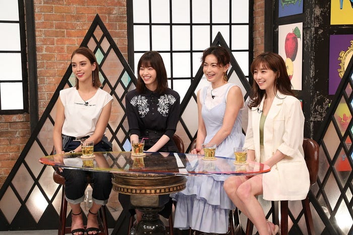 滝沢カレン、西野七瀬、長谷川京子、田中みな実(C)カンテレ