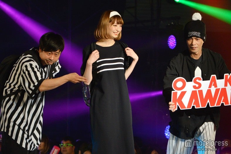 次長課長、佐藤さき