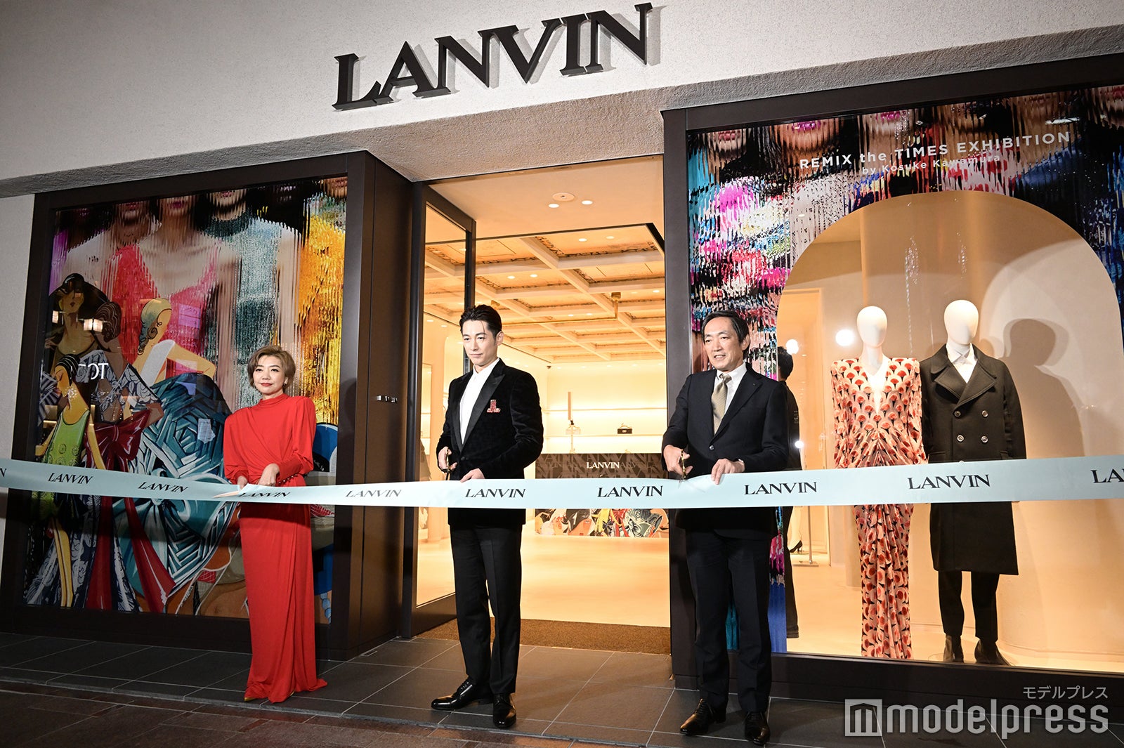 Grace―ZHAO氏、ディーン・フジオカ、諸藤雅浩氏 （C）モデルプレス