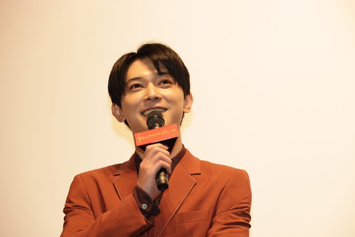 吉沢亮 (C)2022「ブラックナイトパレード」製作委員会(C)中村光/集英社