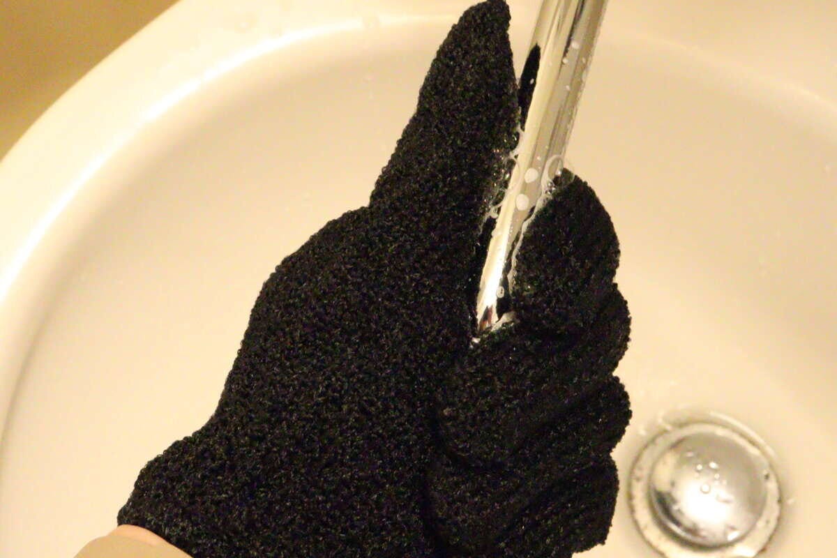 セリア　お掃除手袋　洗面台掃除