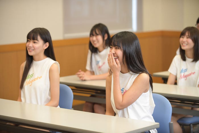 吉澤遥奈 、豊田ルナ (C)渡辺充俊/ミスマガTV