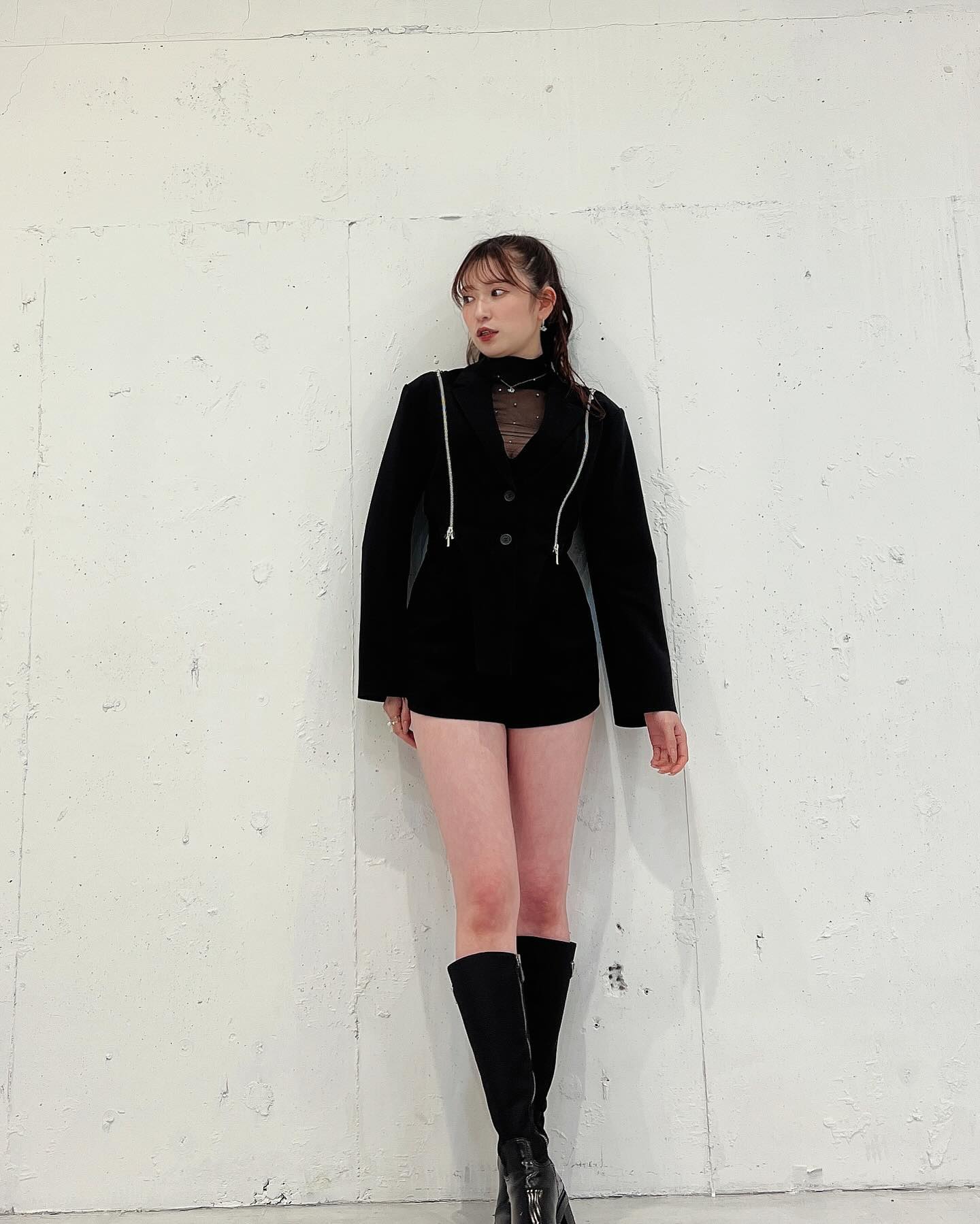 吉田朱里Instagramより