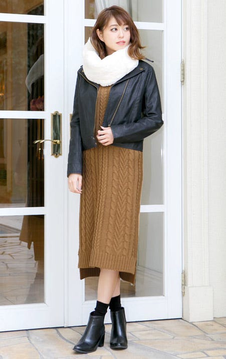 サイドスリットフィッシュテールケーブル編みロングニットワンピース「神戸レタス」3290円(税込)/画像提供:神戸レタス