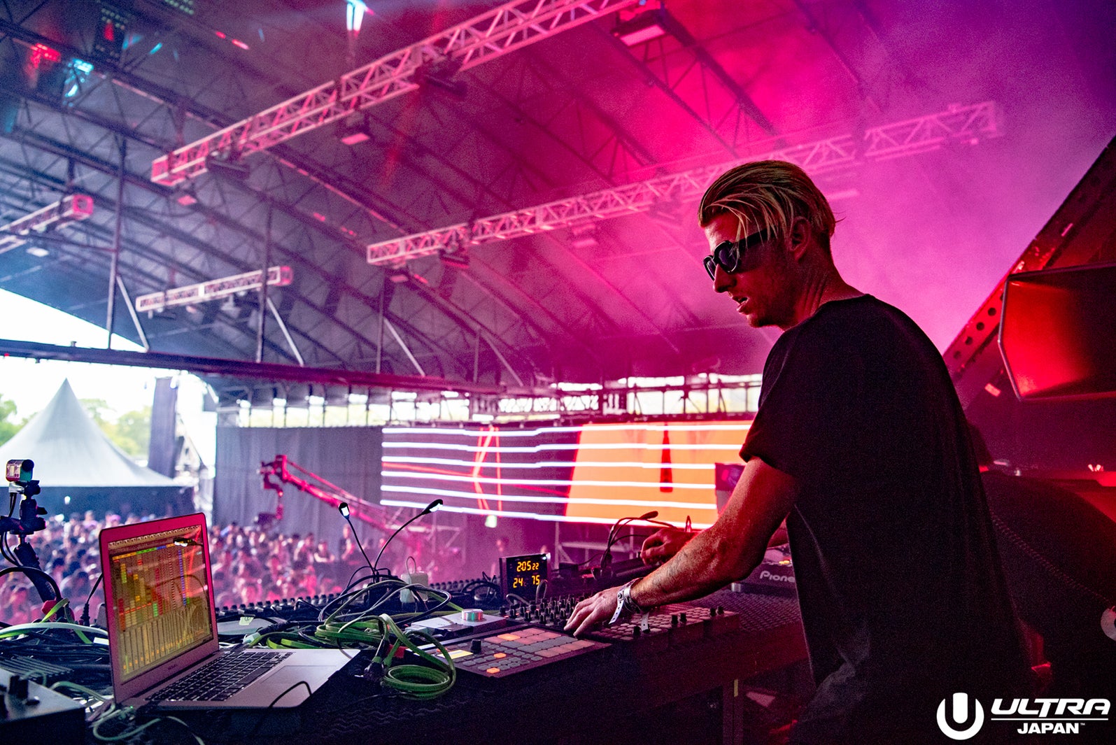 SHADED（C）ULTRA JAPAN 2016