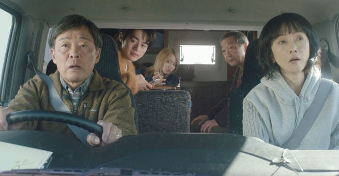 光石研、鈴鹿央士、山本舞香、綾田俊樹、麻生祐未「闇バイト家族」第6話(C)「闇バイト家族」製作委員会