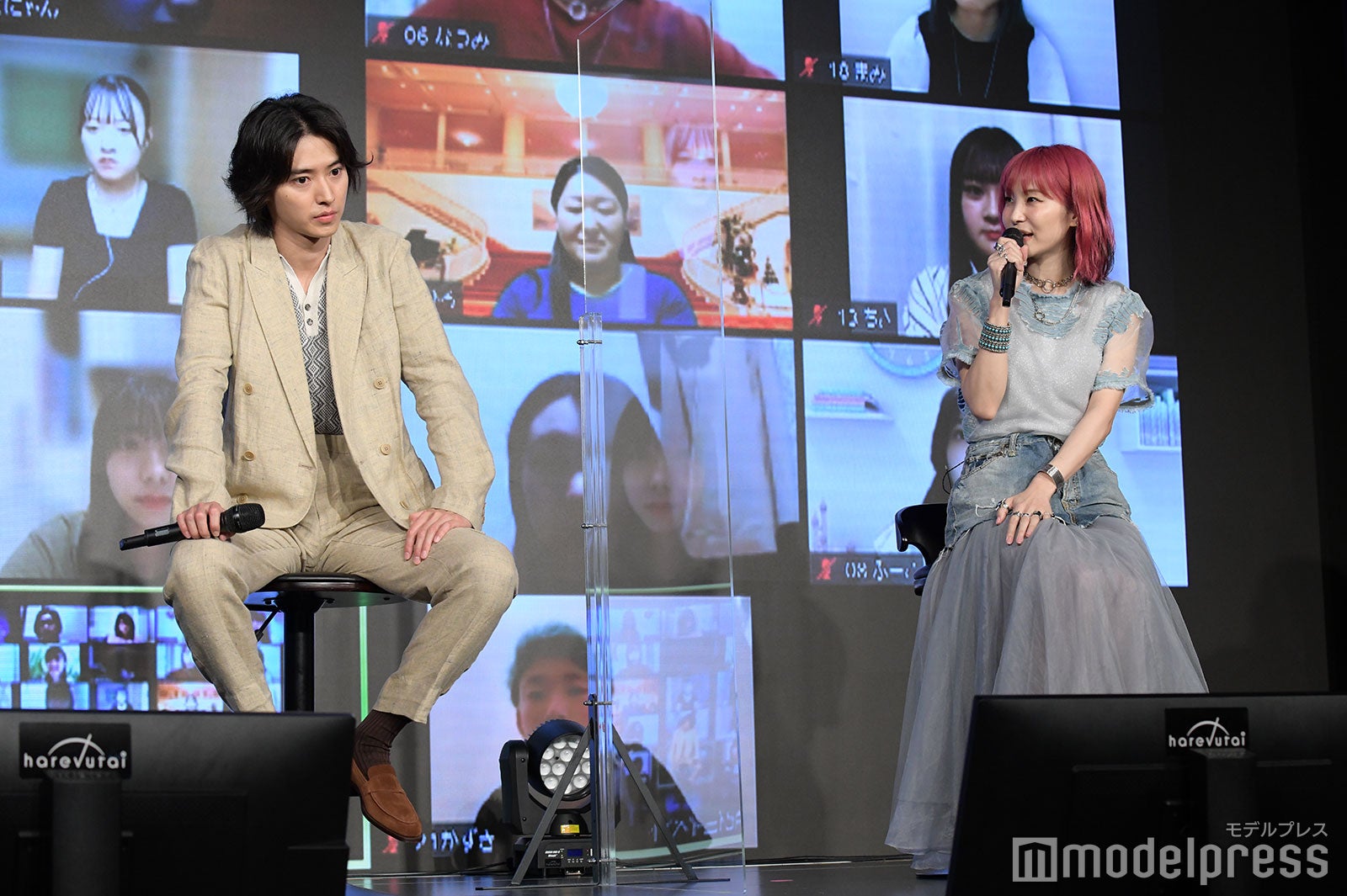 山崎賢人、LiSA（C）モデルプレス