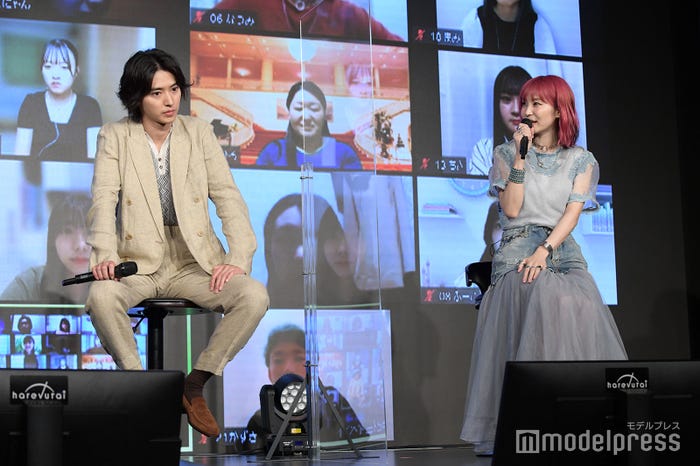 山崎賢人、LiSA(C)モデルプレス