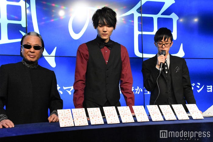 (C)モデルプレス