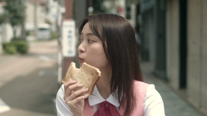 内田理央「自転車屋さんの高橋くん」第1話 (C)「自転車屋さんの高橋くん」製作委員会