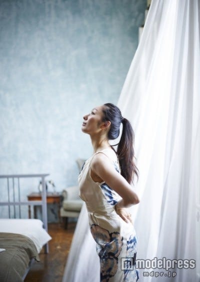 「MY Way 安藤美姫写真集」(集英社)より/撮影:能登直