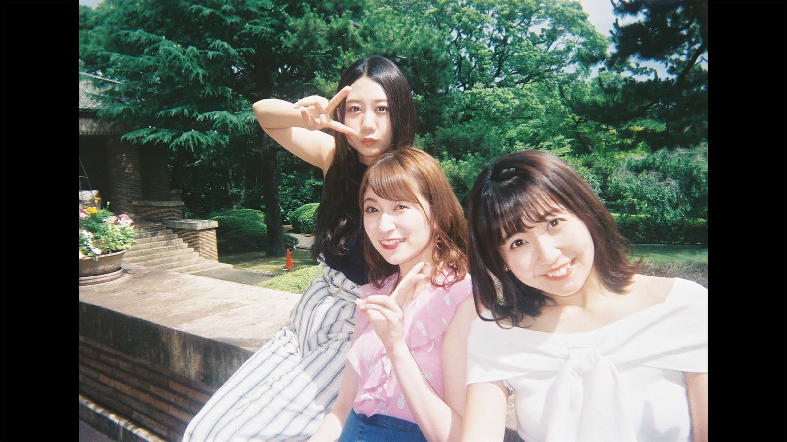 AKB48「センチメンタルトレイン」MVより（C）AKS／キングレコード