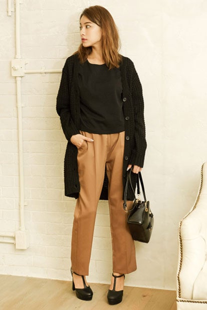 リラックスタックパンツ「Re:EDIT by GALSTAR」1,998円（税込）／画像提供：Re:EDIT by GALSTAR