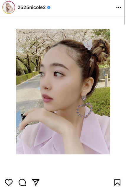 第1子妊娠中のあいのり 桃 オシャレなマタニティフォトに お腹がキレイ ステキな写真 と注目集まる モデルプレス