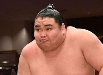 “史上最強の新弟子”旭富士が勝ち越し王手！最速タイの新十両記録へ前進【大相撲】