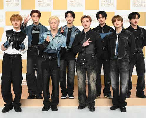 <紅白本番>Stray Kids「紅白」初出場でファンと盛り上がる きらめくブラック衣装でクールに